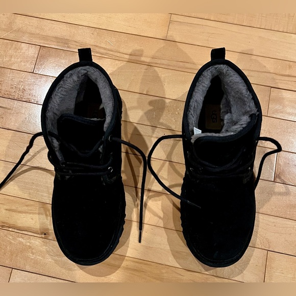 UGG Men's Neumel Boot Black Size 11 - Picture 4 of 9